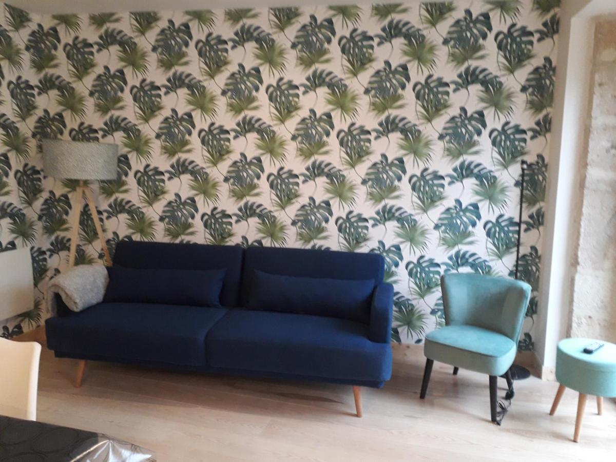 Une Evidence Tendance Et Design Ornans Esterno foto