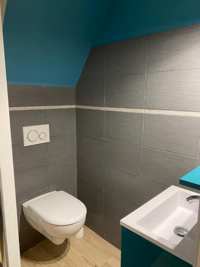 Une Evidence Tendance Et Design Ornans Esterno foto